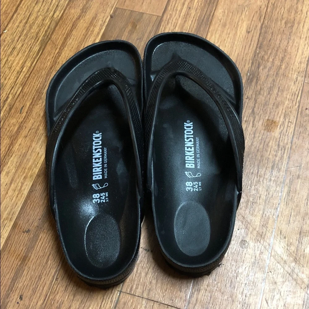Birkenstock Men's Black Flip-Flops
